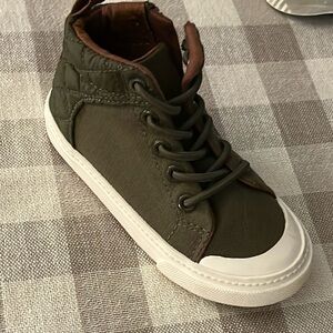 Old Navy Kids' Green High-Top Sneakers size 7